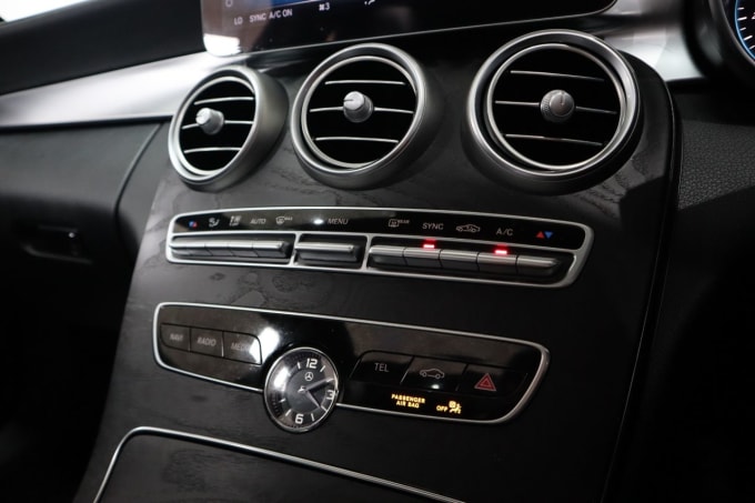2025 Mercedes-benz C-class
