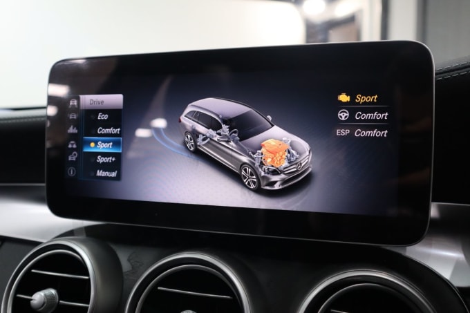 2025 Mercedes-benz C-class