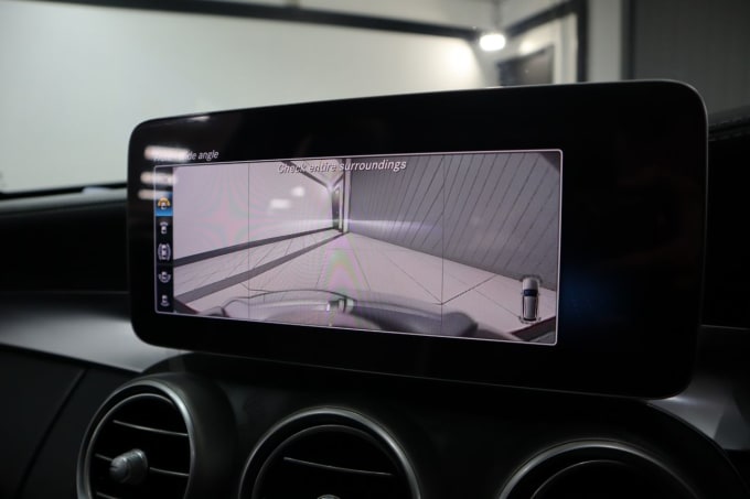 2025 Mercedes-benz C-class