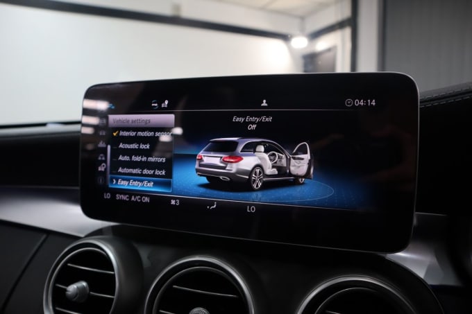 2025 Mercedes-benz C-class