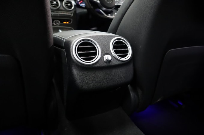 2025 Mercedes-benz C-class