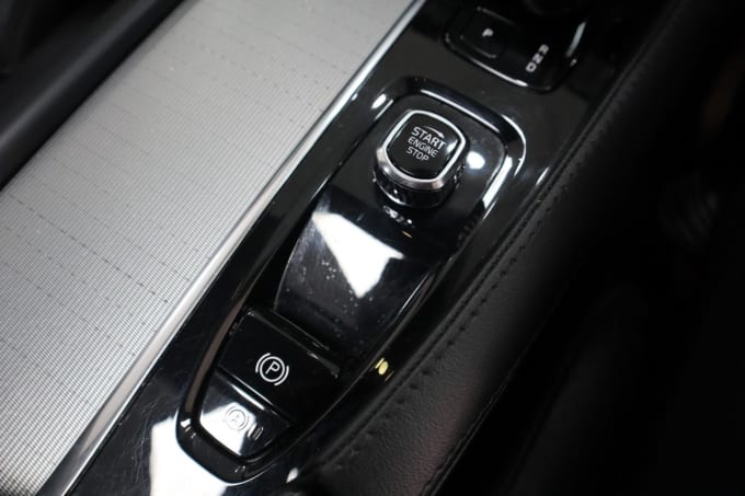 2025 Volvo Xc90