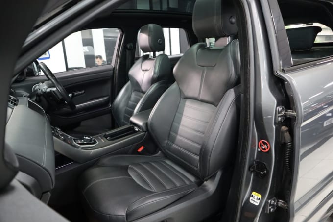 2025 Land Rover Range Rover Evoque