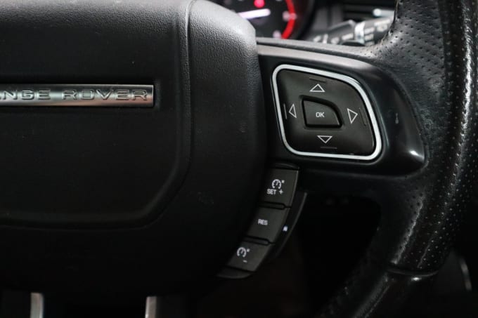 2025 Land Rover Range Rover Evoque