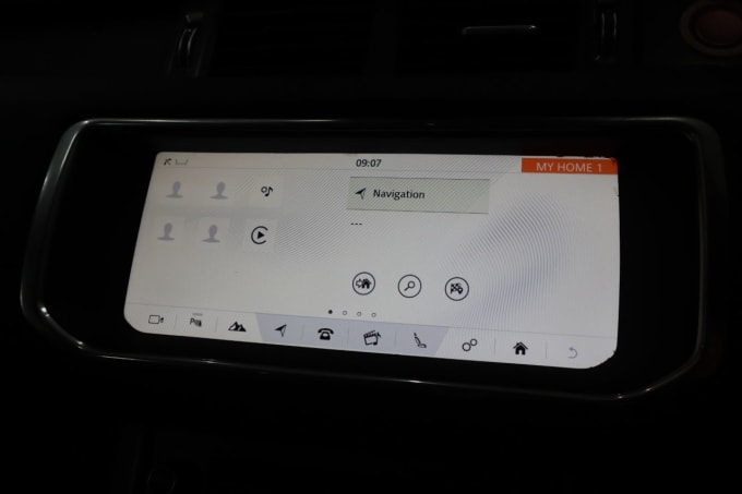 2025 Land Rover Range Rover Evoque