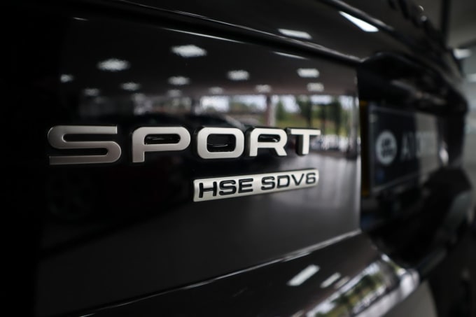 2025 Land Rover Range Rover Sport