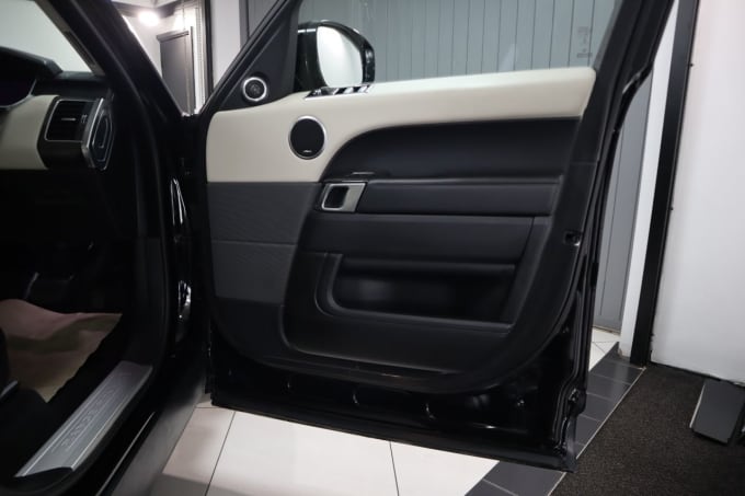 2025 Land Rover Range Rover Sport