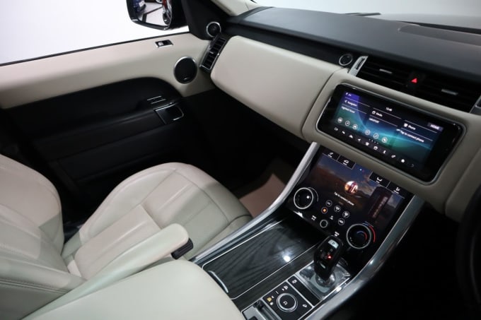 2025 Land Rover Range Rover Sport