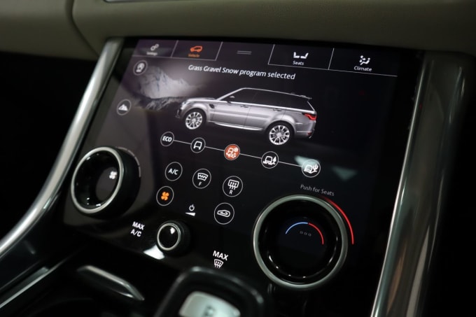 2025 Land Rover Range Rover Sport