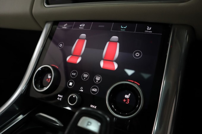 2025 Land Rover Range Rover Sport