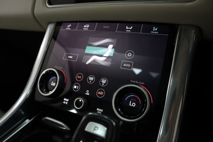 2025 Land Rover Range Rover Sport