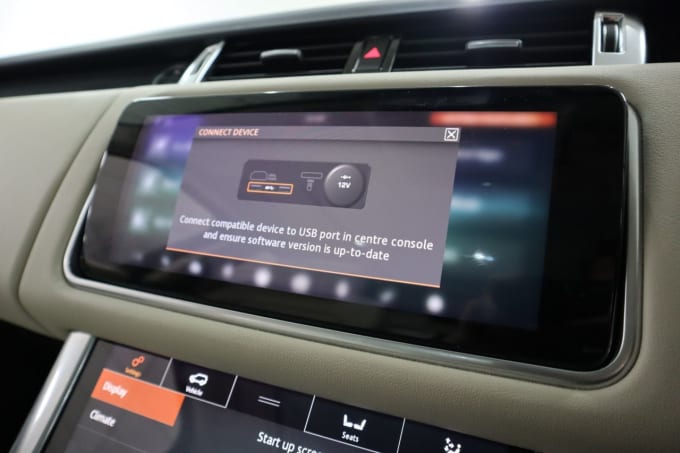 2025 Land Rover Range Rover Sport