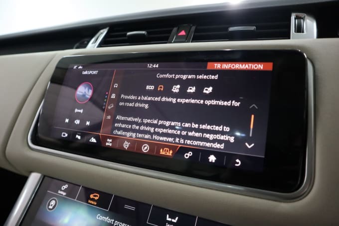 2025 Land Rover Range Rover Sport