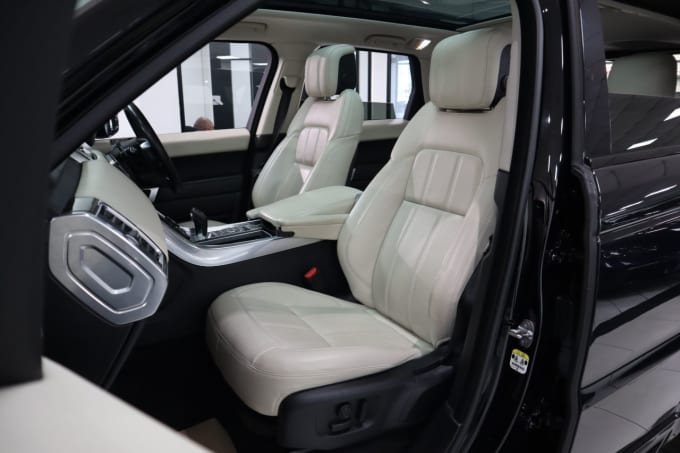 2025 Land Rover Range Rover Sport