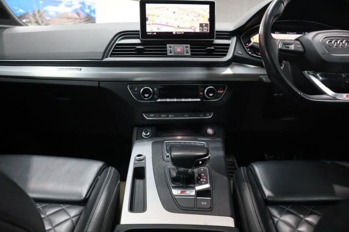 2025 Audi Sq5