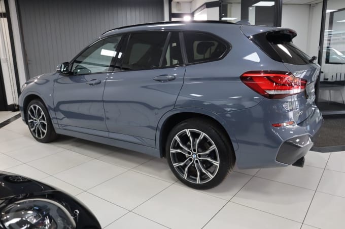 2025 BMW X1
