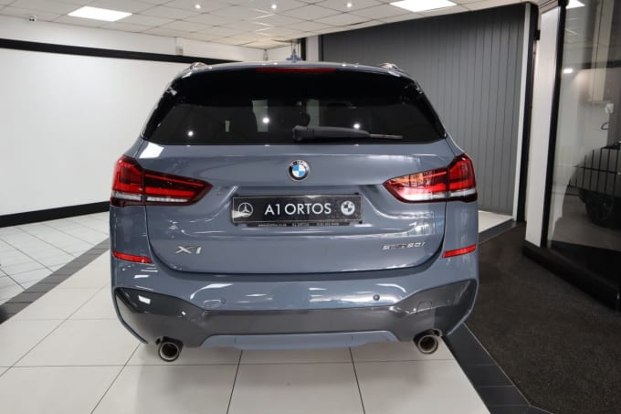 2025 BMW X1