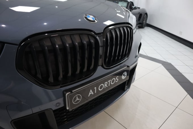 2025 BMW X1