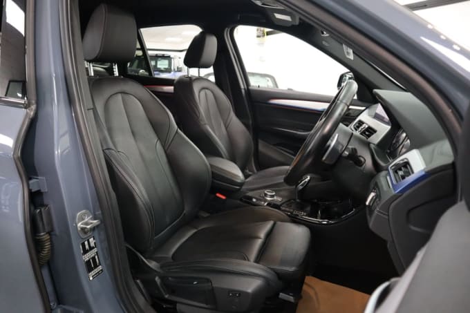 2025 BMW X1
