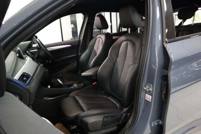 2025 BMW X1