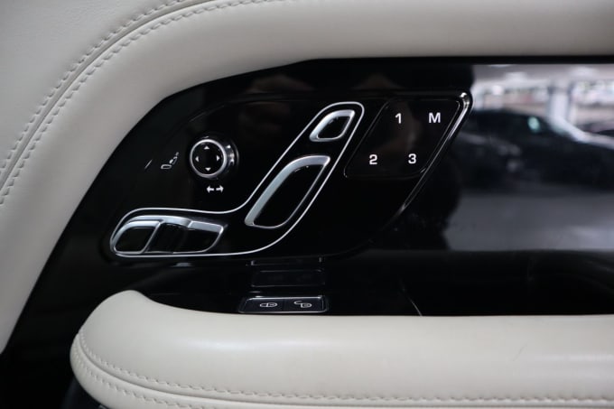 2025 Land Rover Range Rover