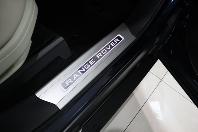 2025 Land Rover Range Rover