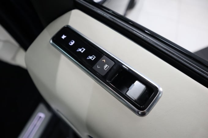 2025 Land Rover Range Rover