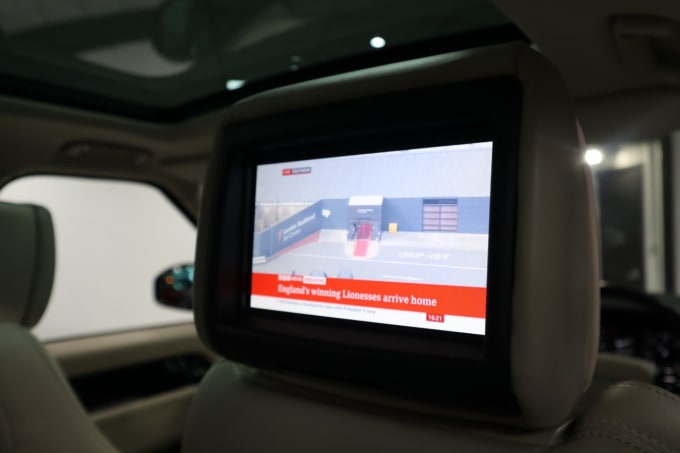 2025 Land Rover Range Rover