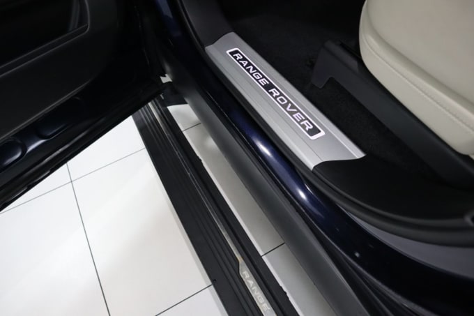 2025 Land Rover Range Rover