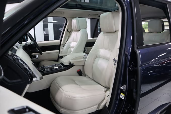 2025 Land Rover Range Rover