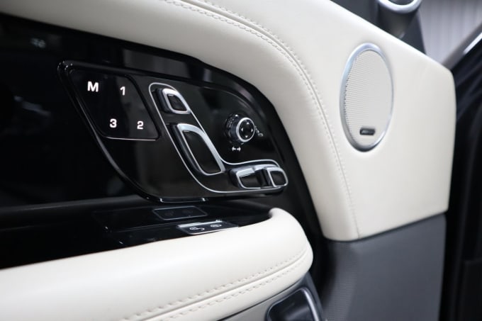 2025 Land Rover Range Rover