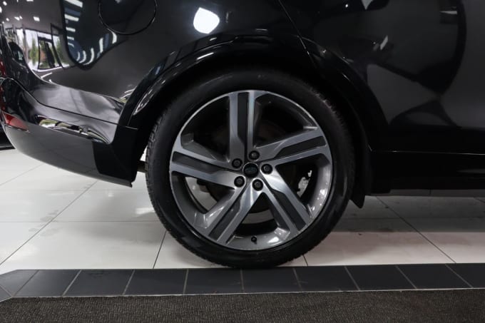 2025 Land Rover Discovery