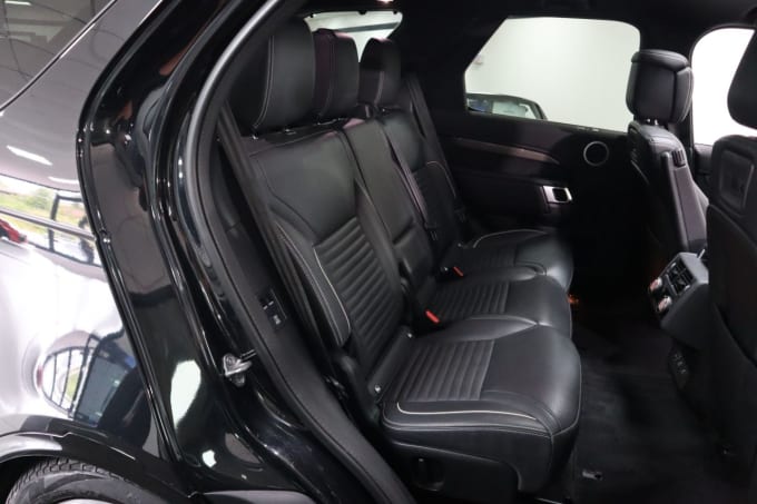 2025 Land Rover Discovery