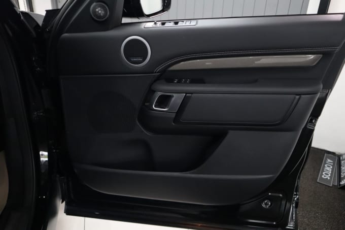 2025 Land Rover Discovery