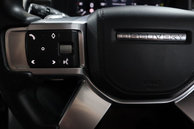 2025 Land Rover Discovery