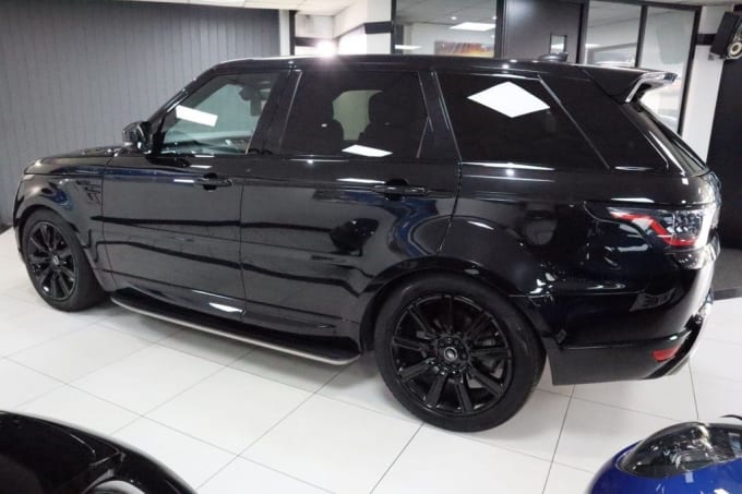 2025 Land Rover Range Rover Sport