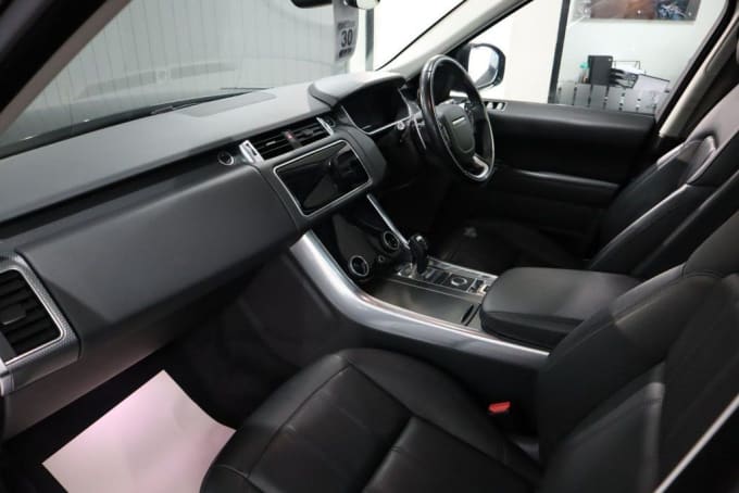 2025 Land Rover Range Rover Sport
