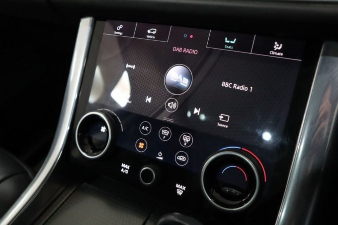 2025 Land Rover Range Rover Sport