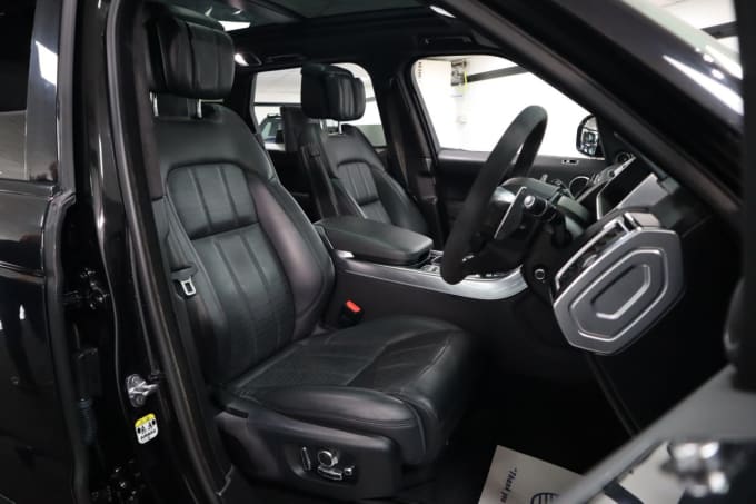 2025 Land Rover Range Rover Sport