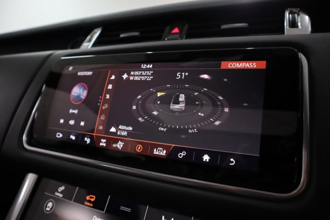 2025 Land Rover Range Rover Sport