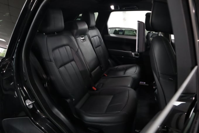 2025 Land Rover Range Rover Sport