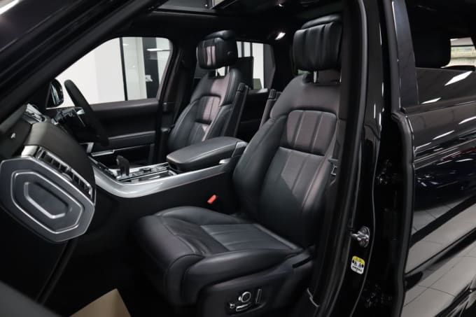 2025 Land Rover Range Rover Sport
