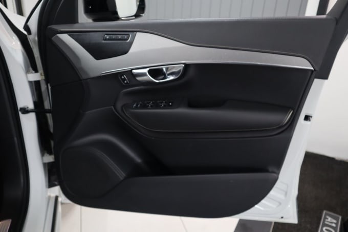 2025 Volvo Xc90