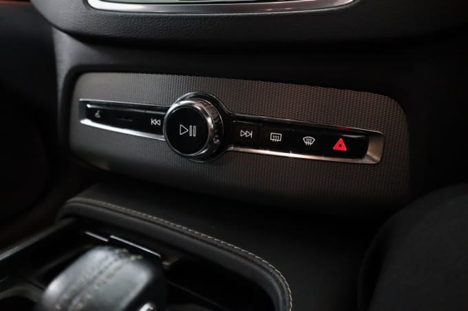 2025 Volvo Xc90