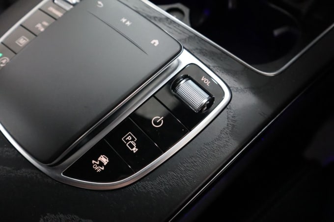 2025 Mercedes-benz Glc