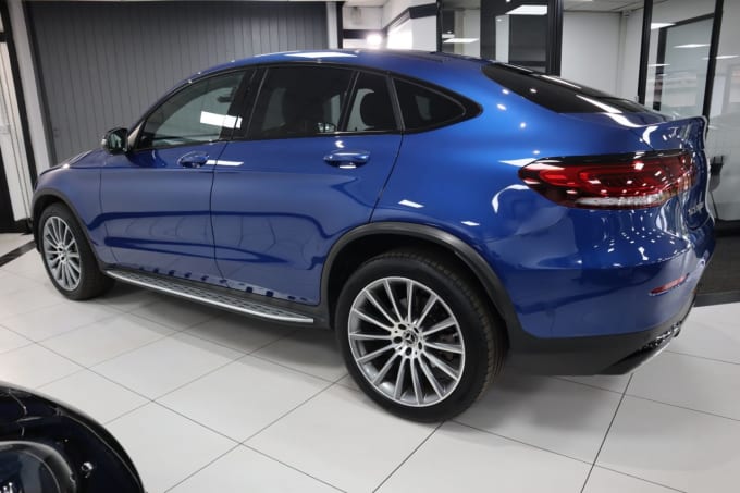 2025 Mercedes-benz Glc