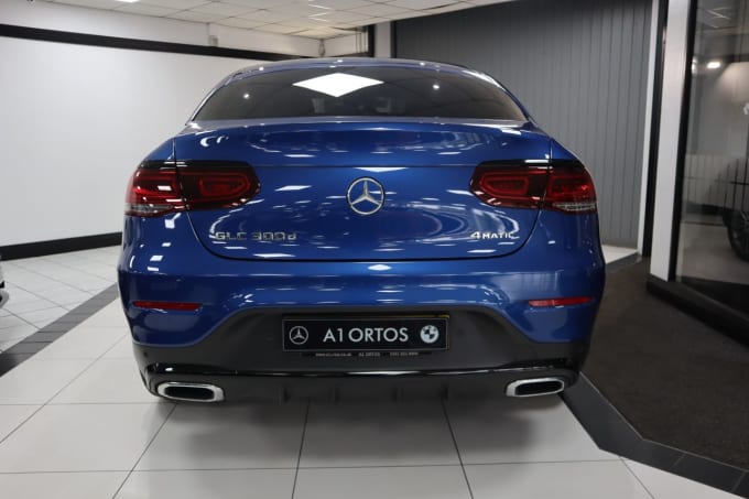 2025 Mercedes-benz Glc