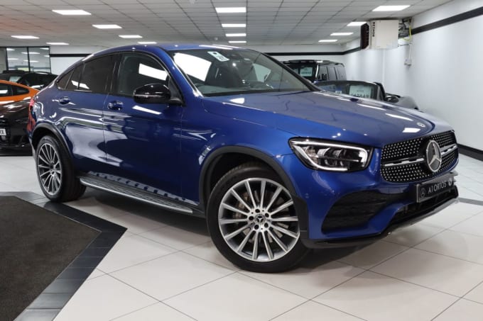 2025 Mercedes-benz Glc