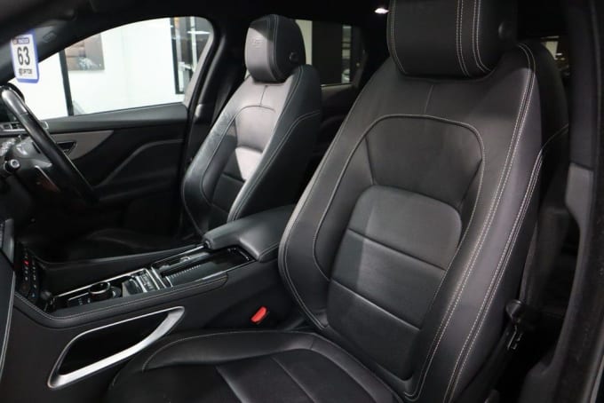 2025 Jaguar F-pace