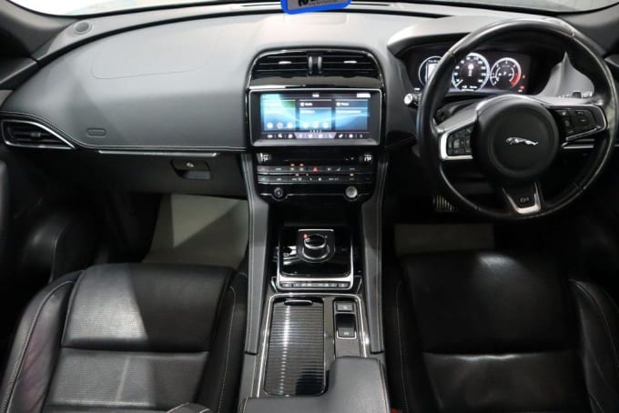 2025 Jaguar F-pace